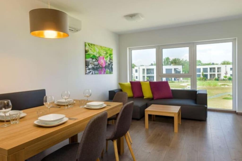 Luxus Appartement Am Golfplatz Und Therme Lutzmannsburg Zsira Exterior photo