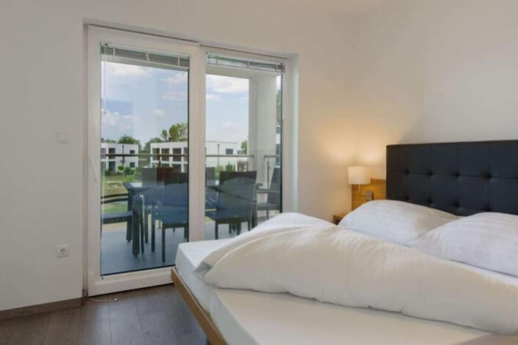 Luxus Appartement Am Golfplatz Und Therme Lutzmannsburg Zsira Exterior photo